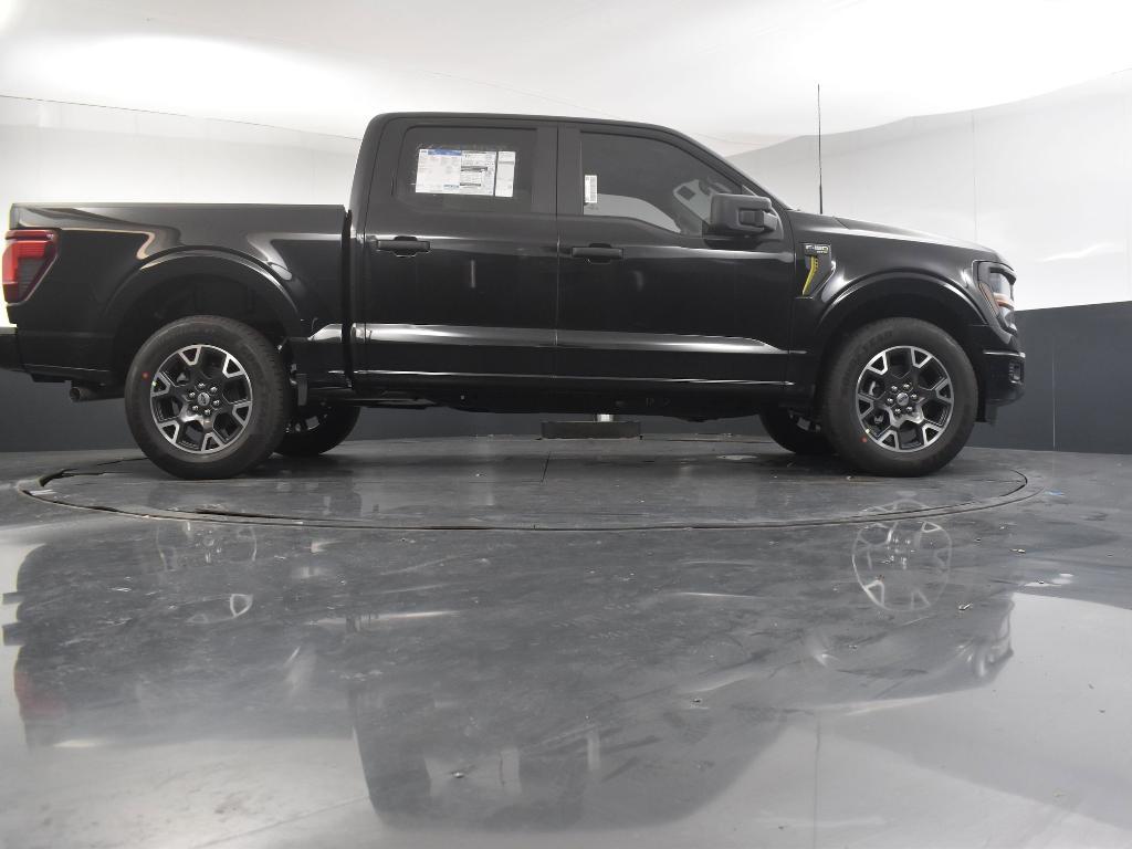 new 2024 Ford F-150 car, priced at $40,590