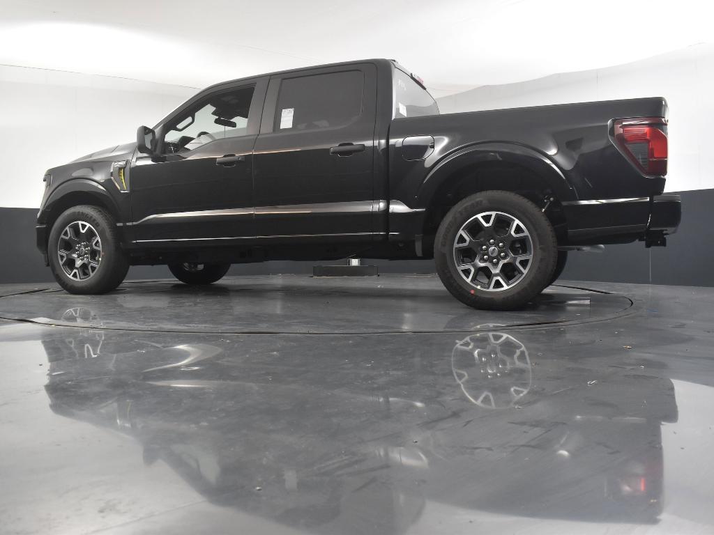 new 2024 Ford F-150 car, priced at $40,590