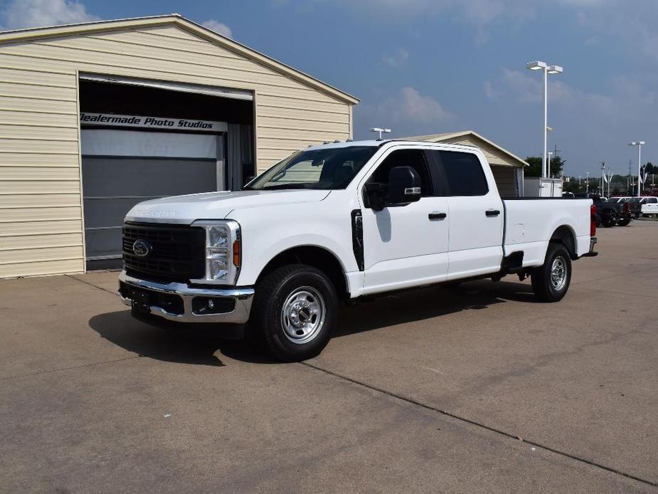 new 2024 Ford F-250 car, priced at $45,580