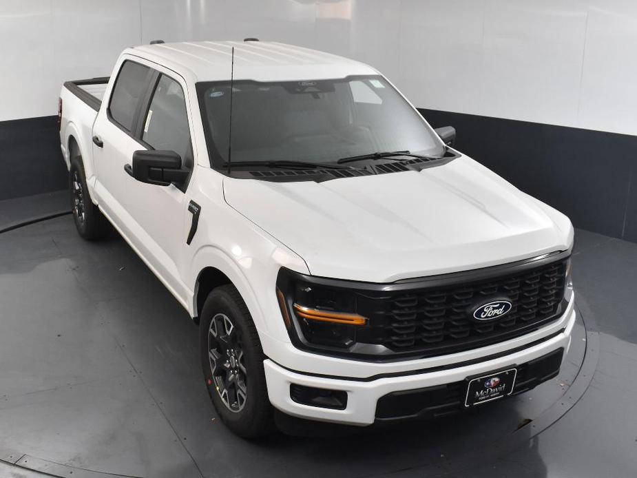 new 2024 Ford F-150 car, priced at $41,990