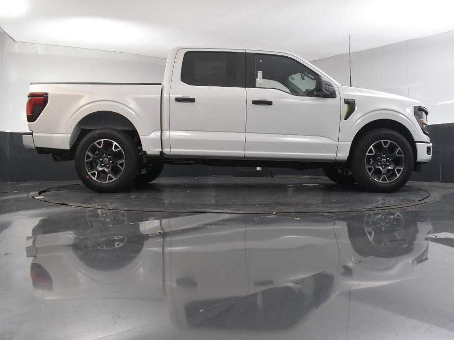 new 2024 Ford F-150 car, priced at $41,990