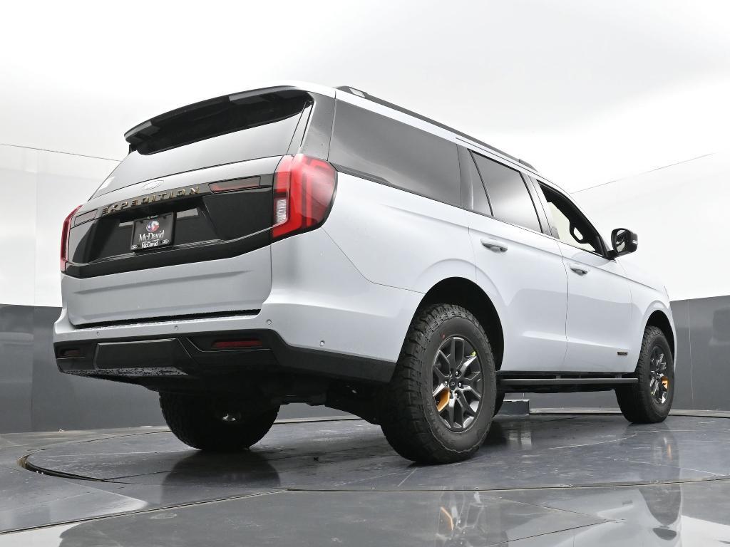 new 2025 Ford Expedition car, priced at $80,813