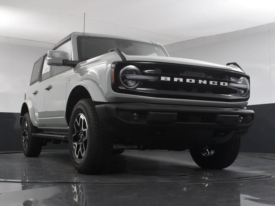 new 2024 Ford Bronco car, priced at $50,545