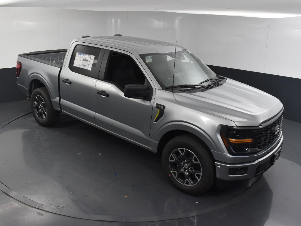 new 2024 Ford F-150 car, priced at $40,590