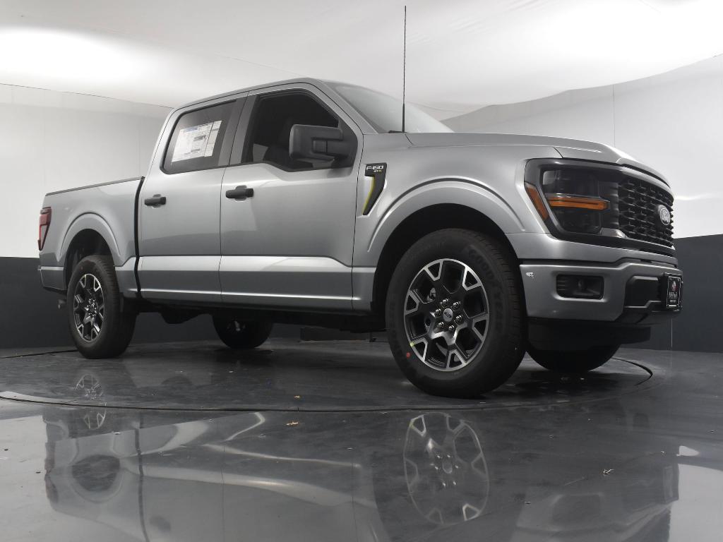 new 2024 Ford F-150 car, priced at $40,590