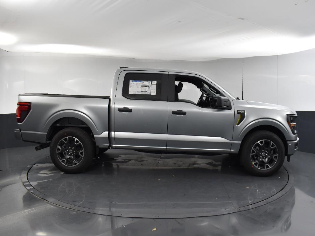 new 2024 Ford F-150 car, priced at $40,590