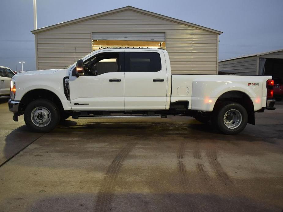 new 2024 Ford F-350 car, priced at $65,925