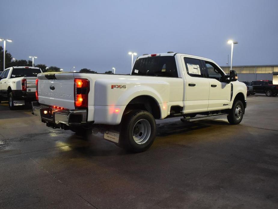 new 2024 Ford F-350 car, priced at $65,925