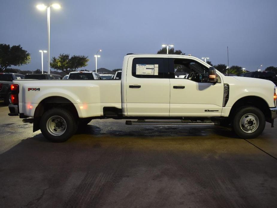 new 2024 Ford F-350 car, priced at $65,925