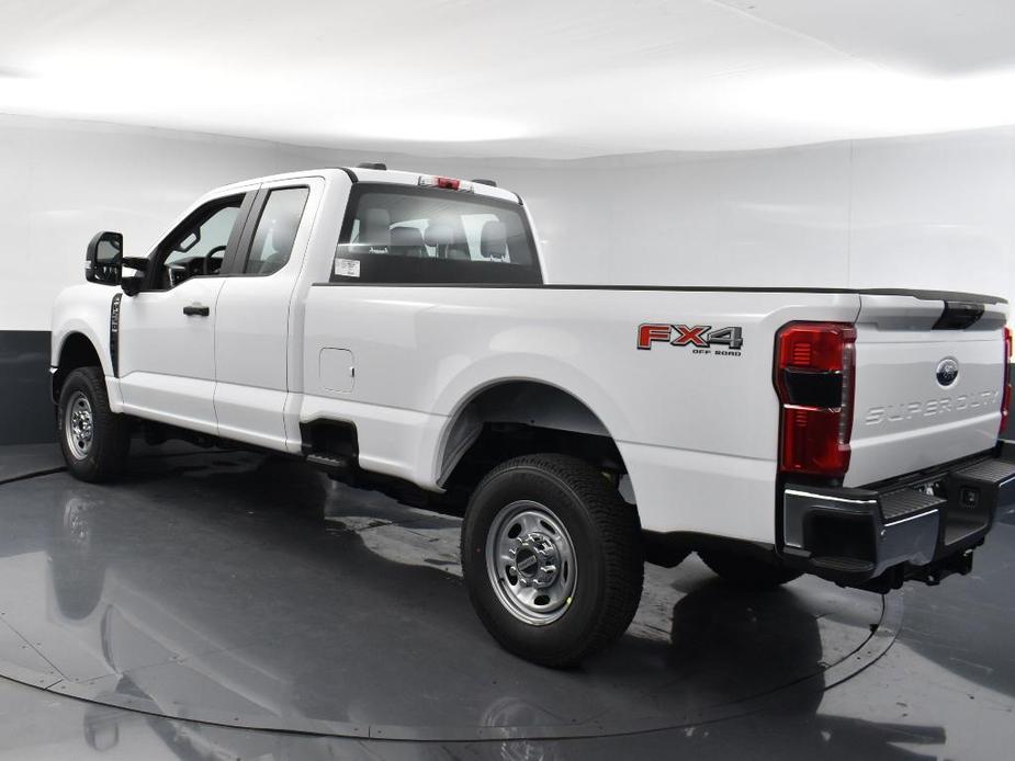 new 2024 Ford F-250 car, priced at $49,723