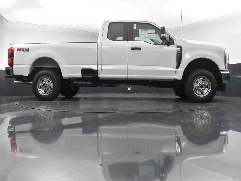 new 2024 Ford F-250 car, priced at $49,723