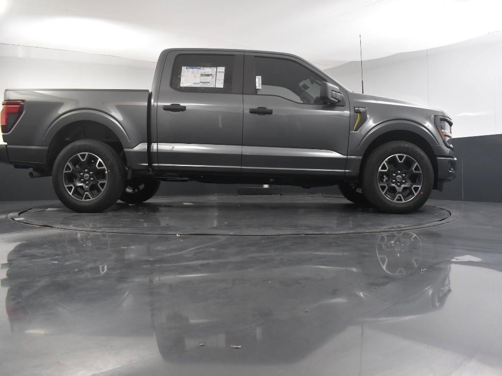 new 2024 Ford F-150 car, priced at $40,590