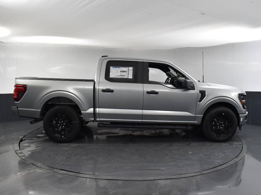 new 2024 Ford F-150 car, priced at $43,080