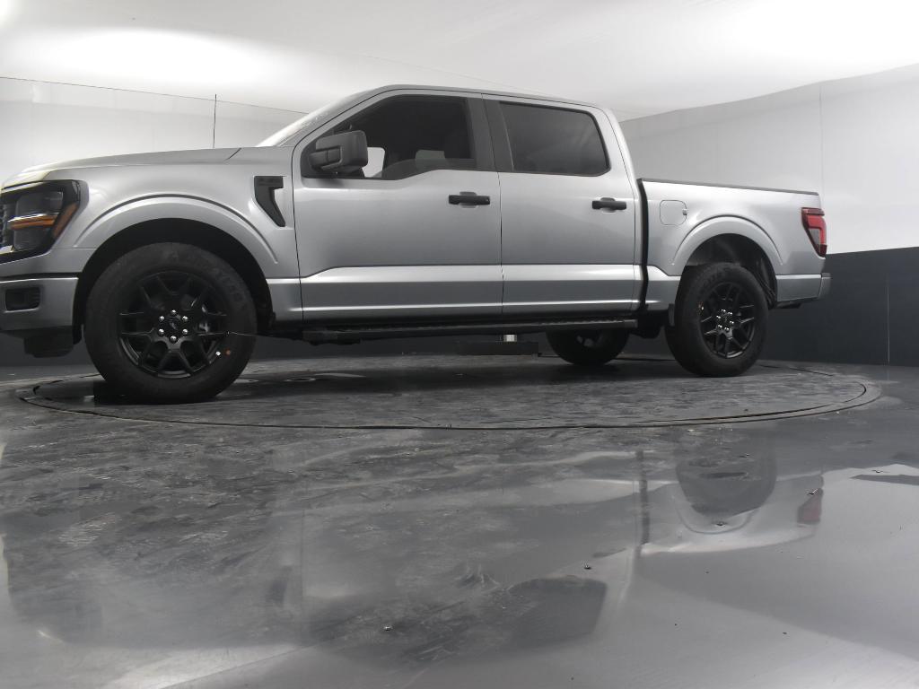 new 2024 Ford F-150 car, priced at $43,080