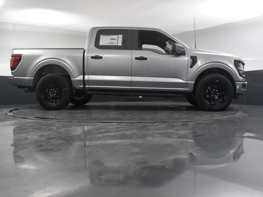 new 2024 Ford F-150 car, priced at $43,080