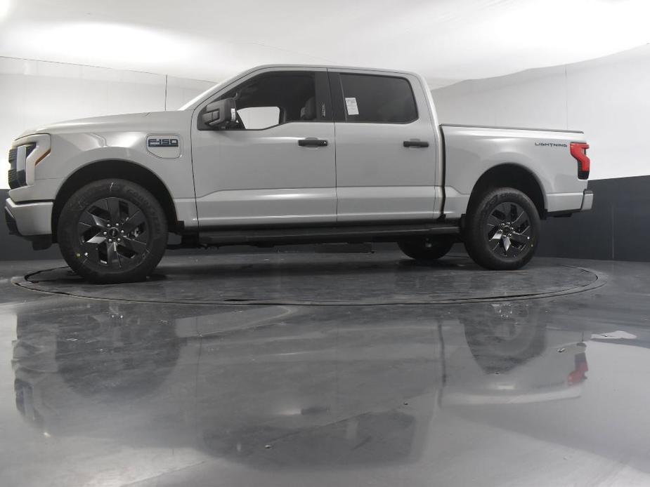 new 2024 Ford F-150 Lightning car, priced at $59,279