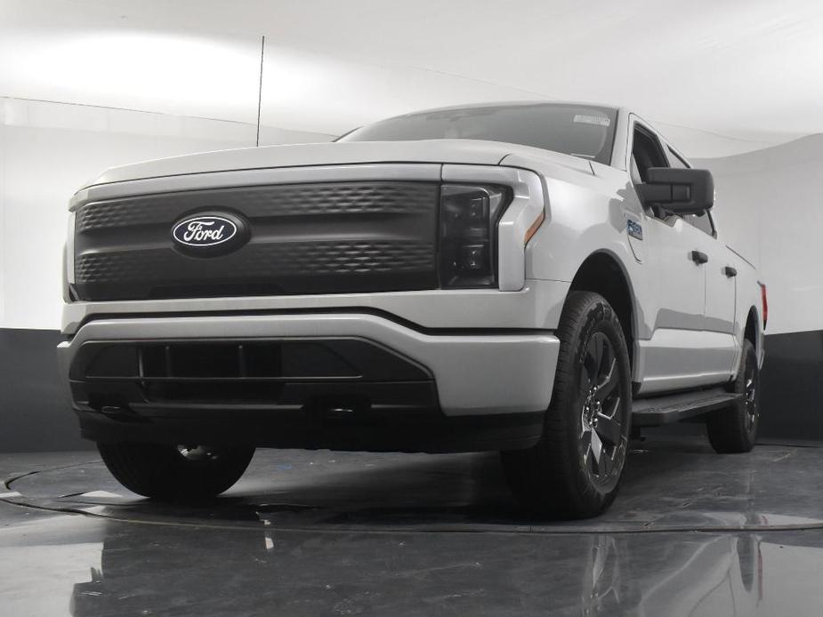 new 2024 Ford F-150 Lightning car, priced at $59,279