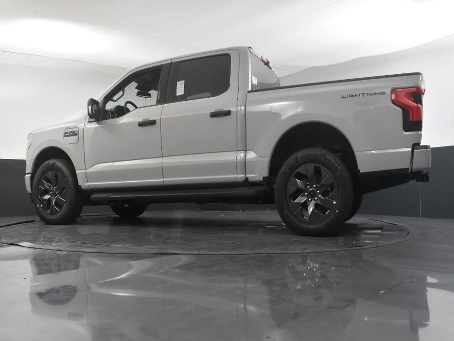 new 2024 Ford F-150 Lightning car, priced at $59,279