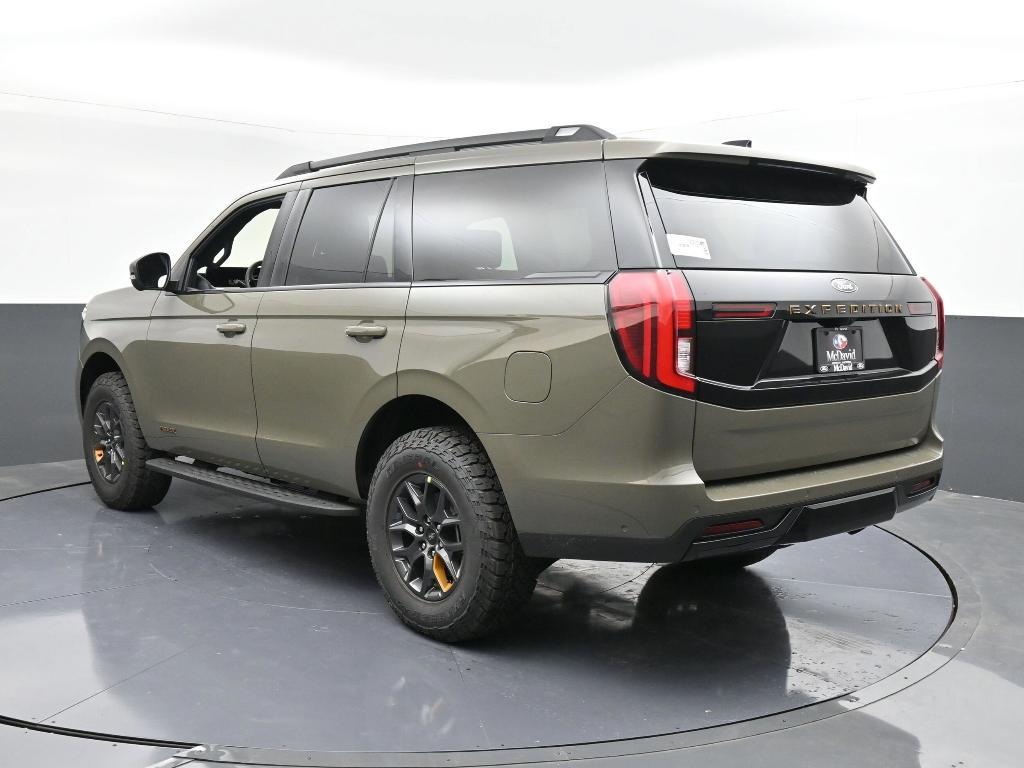 new 2025 Ford Expedition car, priced at $84,040