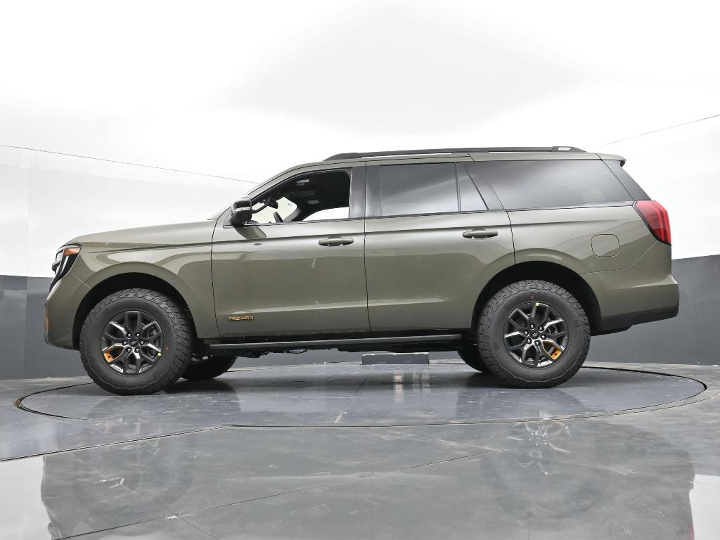 new 2025 Ford Expedition car, priced at $84,040