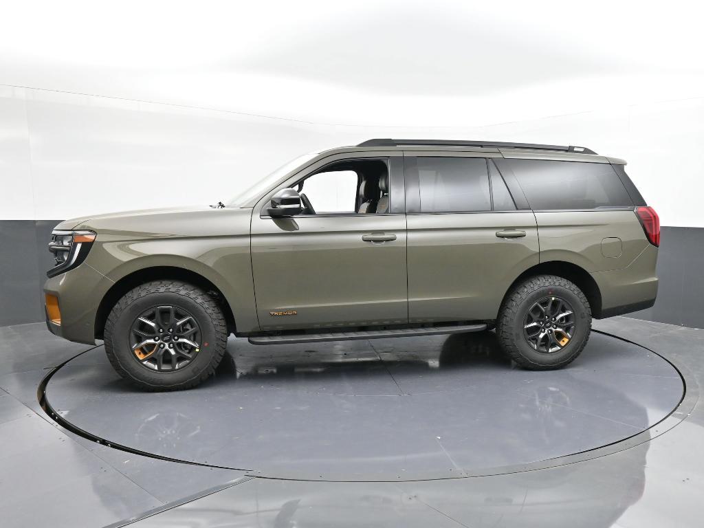 new 2025 Ford Expedition car, priced at $84,040