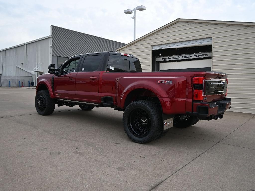 new 2025 Ford F-450 car, priced at $102,020