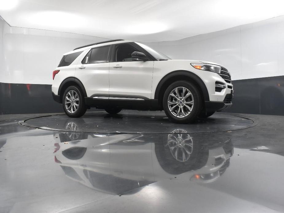 new 2024 Ford Explorer car, priced at $43,910