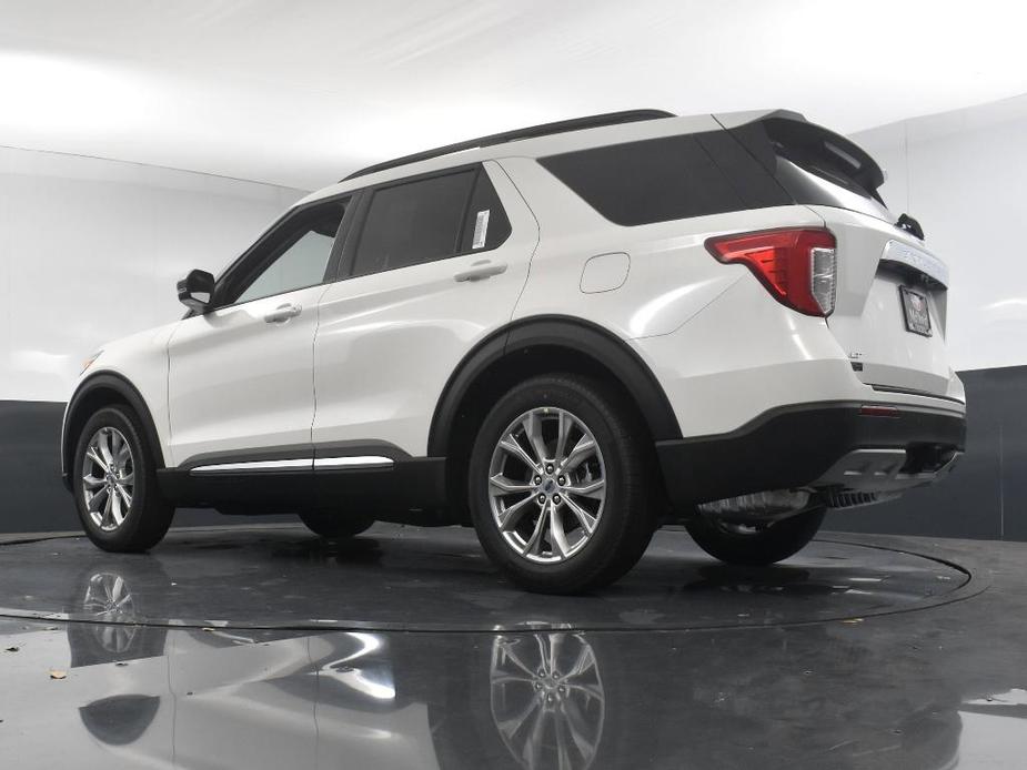 new 2024 Ford Explorer car, priced at $43,910