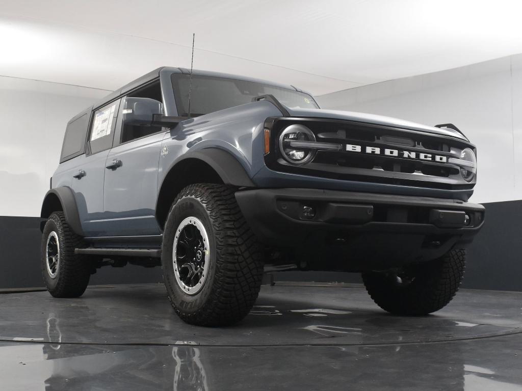 new 2024 Ford Bronco car, priced at $58,705