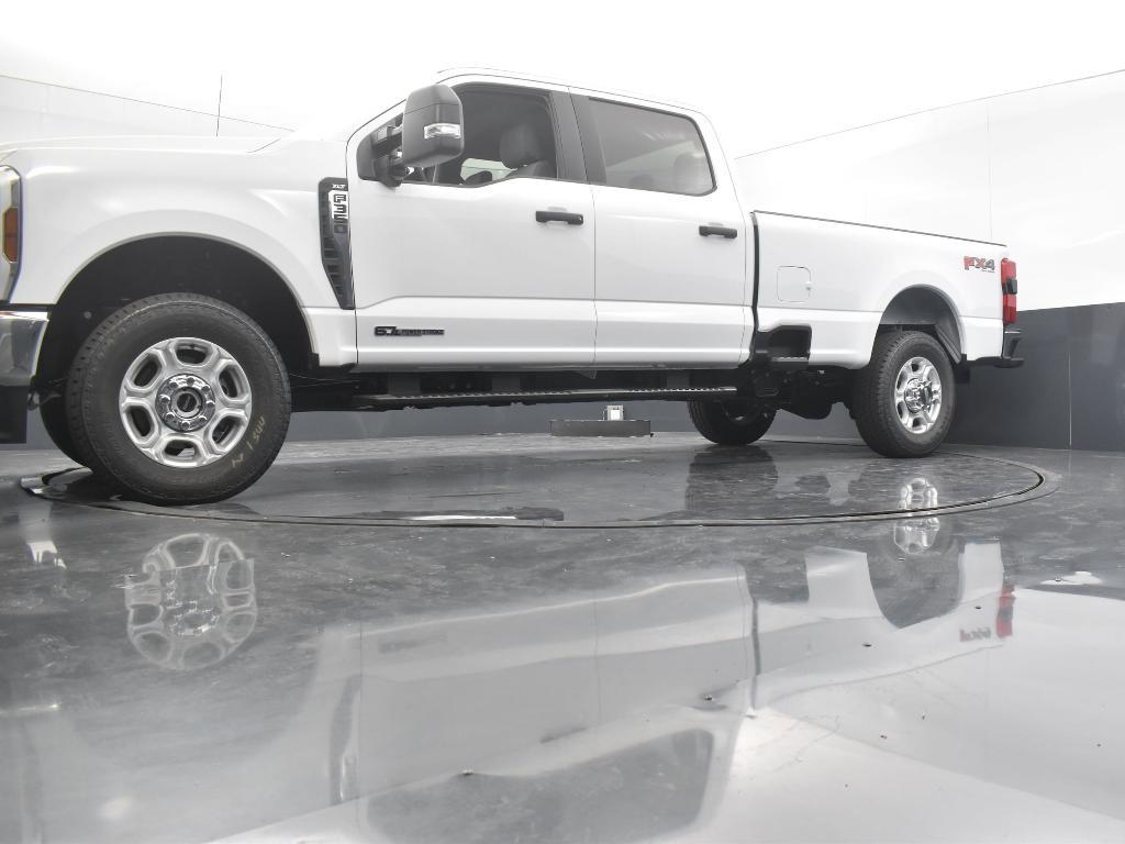 new 2025 Ford F-350 car, priced at $73,960