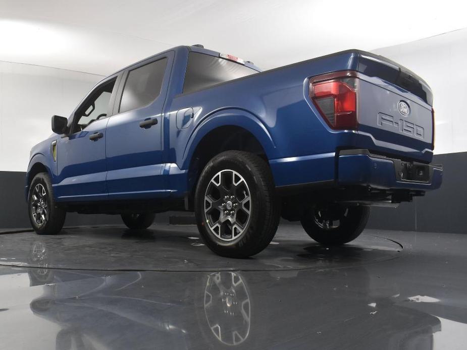 new 2024 Ford F-150 car, priced at $40,330