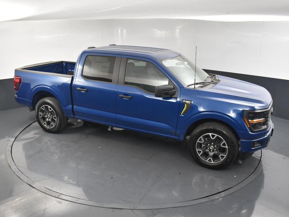 new 2024 Ford F-150 car, priced at $40,330