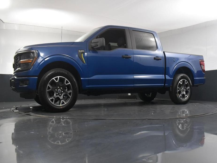 new 2024 Ford F-150 car, priced at $40,330