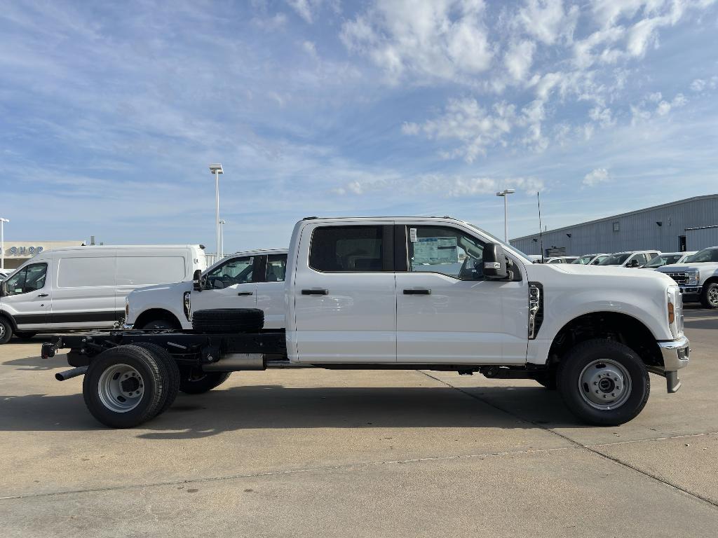 new 2025 Ford F-150 car, priced at $51,196