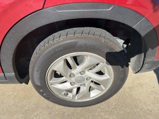 used 2021 Hyundai Venue car, priced at $11,495