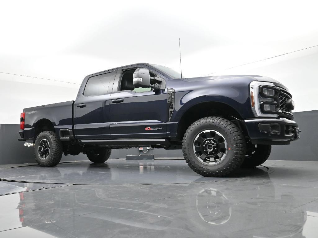 new 2025 Ford F-250 car, priced at $91,860