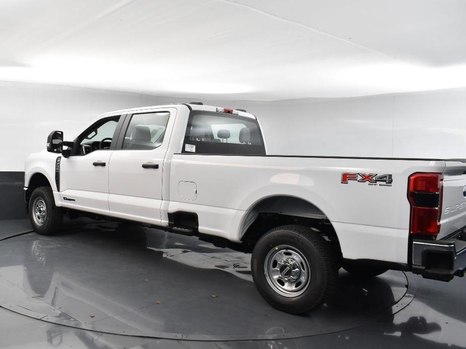 new 2024 Ford F-250 car, priced at $61,803