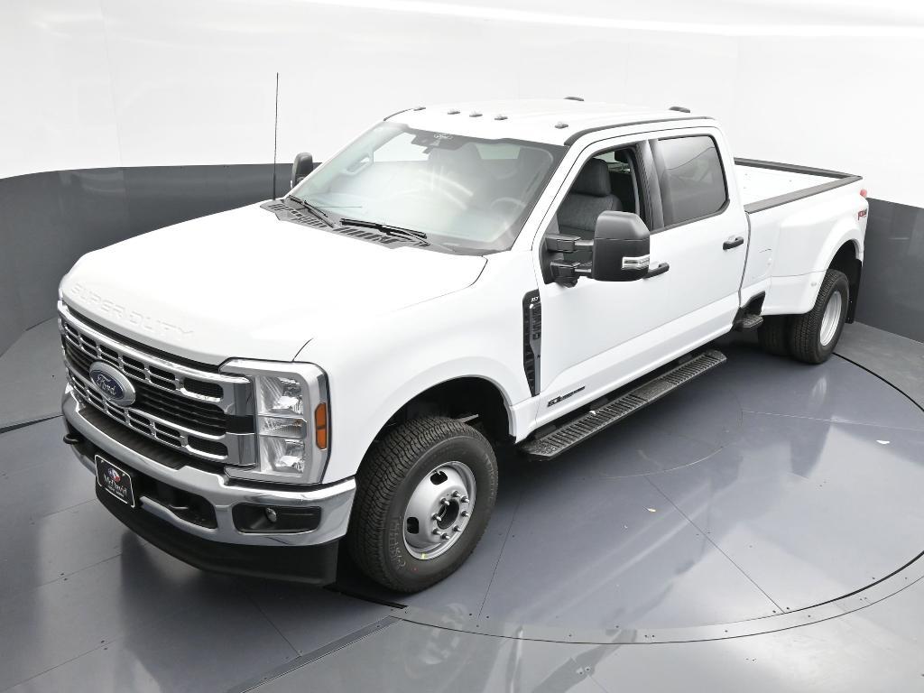 new 2025 Ford F-350 car, priced at $76,295
