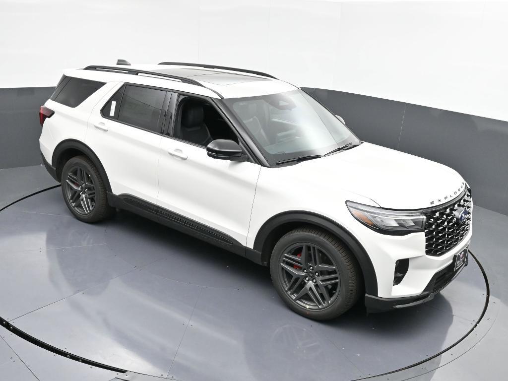 new 2025 Ford Explorer car, priced at $55,125