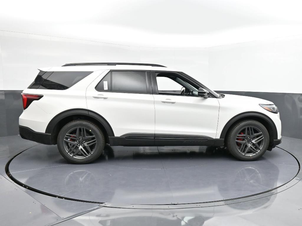 new 2025 Ford Explorer car, priced at $55,125