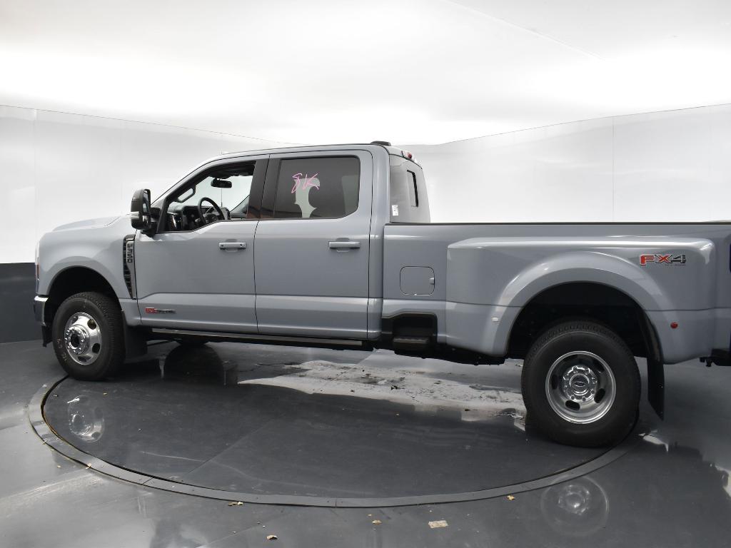 new 2025 Ford F-350 car, priced at $92,655