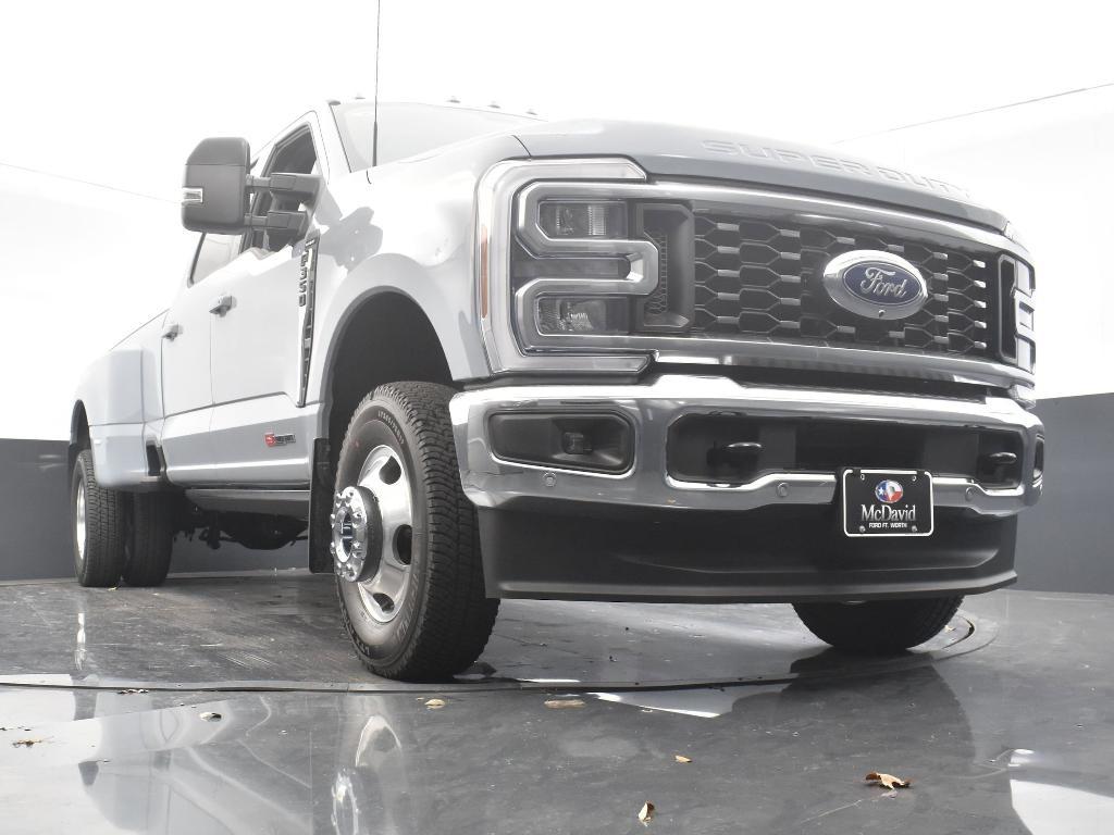 new 2025 Ford F-350 car, priced at $92,655