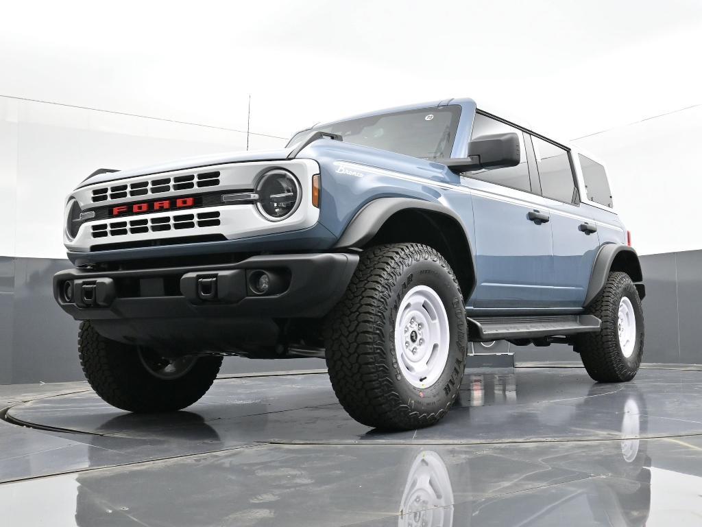 new 2025 Ford Bronco car, priced at $52,381