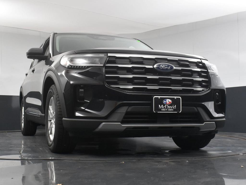 new 2025 Ford Explorer car, priced at $39,710