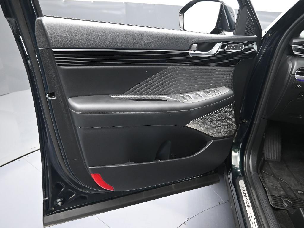 used 2024 Hyundai Palisade car, priced at $38,994