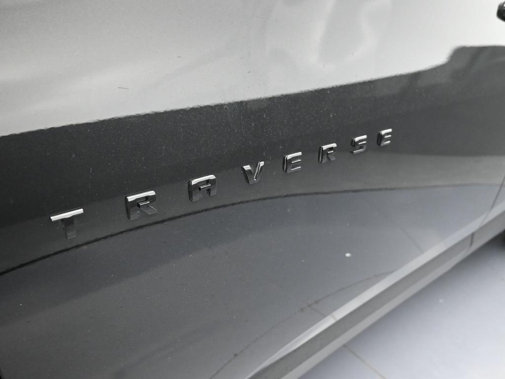 used 2023 Chevrolet Traverse car, priced at $37,994