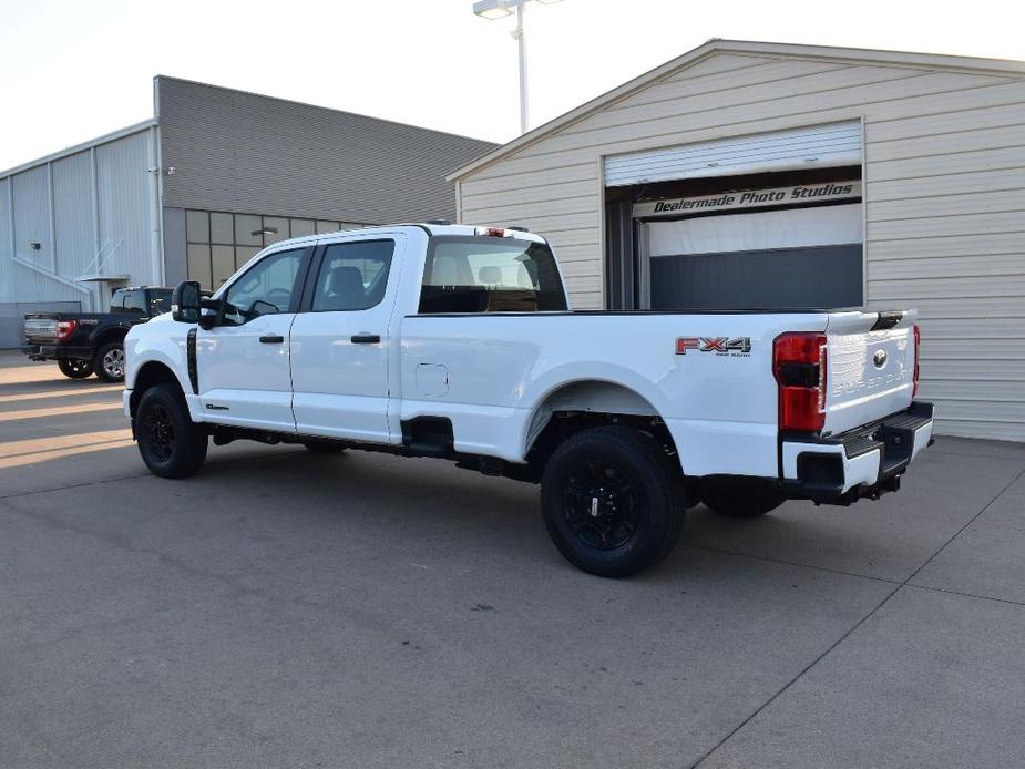 new 2024 Ford F-350 car, priced at $64,000