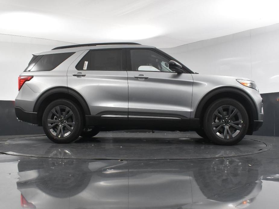 new 2024 Ford Explorer car, priced at $39,775