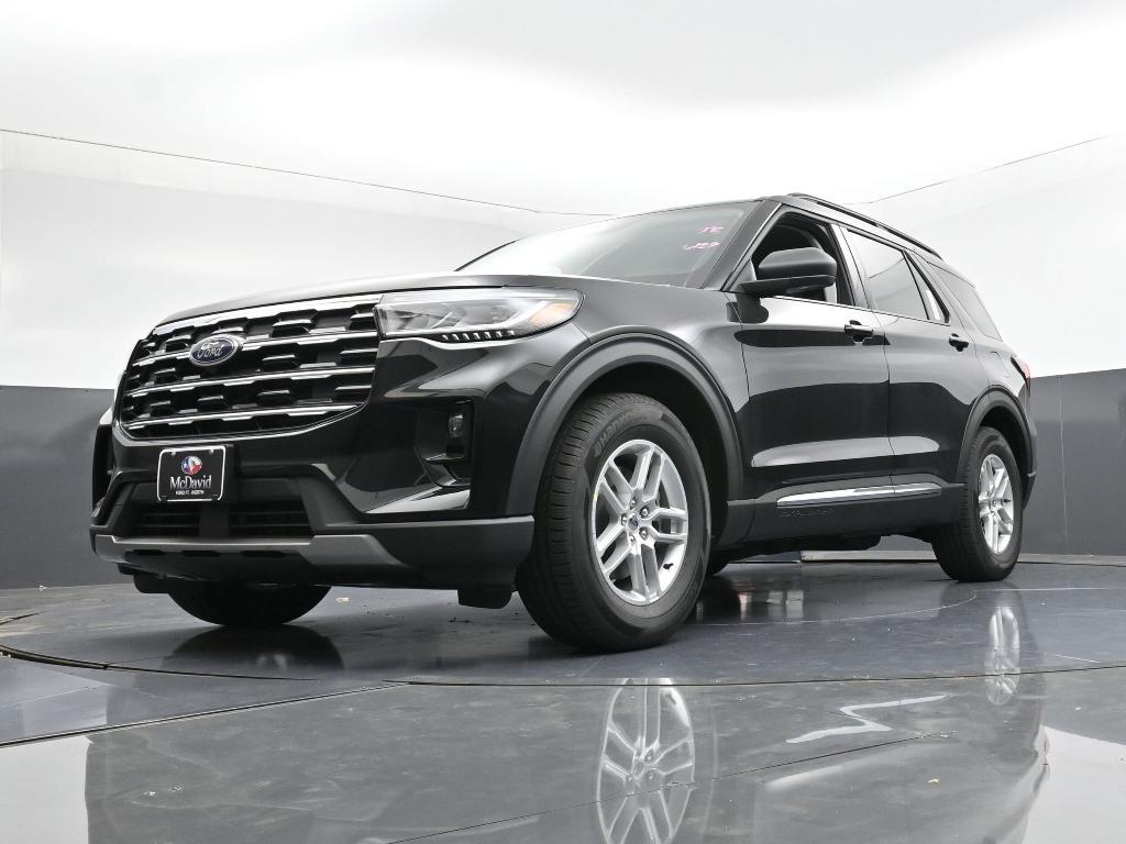 new 2025 Ford Explorer car, priced at $38,765