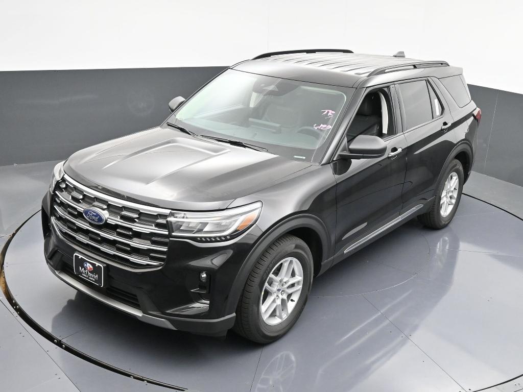 new 2025 Ford Explorer car, priced at $38,765